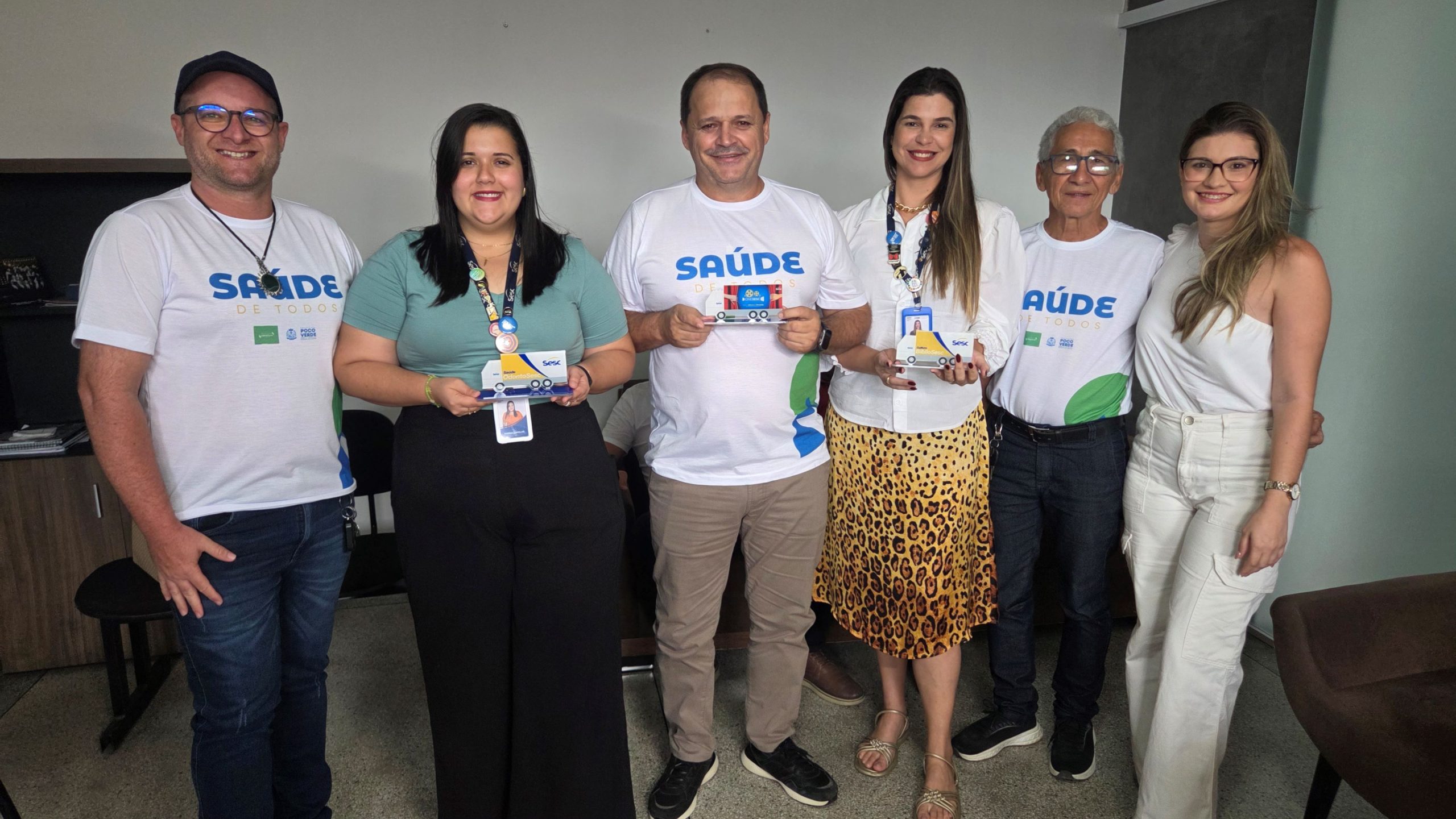 Moradores de Poço Verde recebem unidades do OdontoSesc, BiblioSesc e Cine Sesc