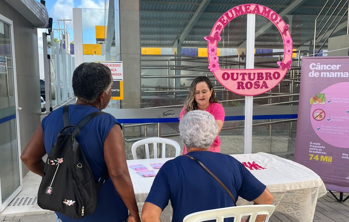 Sesc Sergipe realiza ação educativa sobre o Outubro Rosa