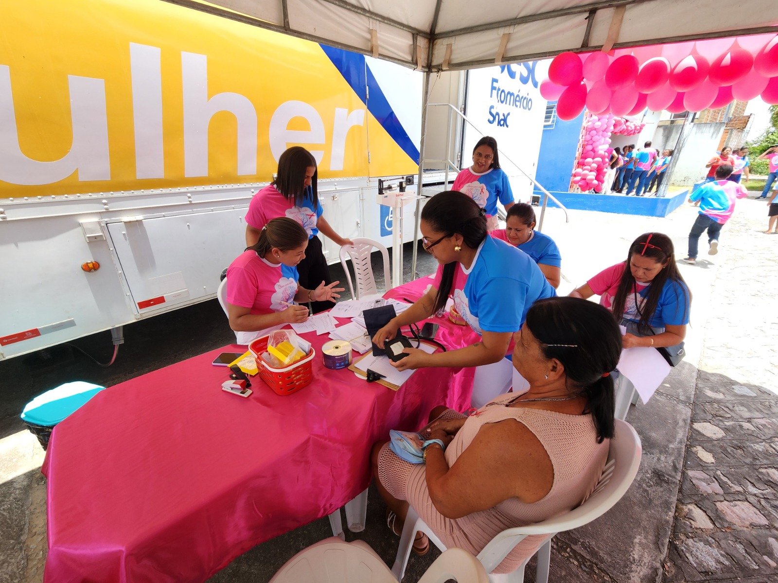 Sesc Saúde Mulher realiza exames gratuitos em Amparo do São Francisco